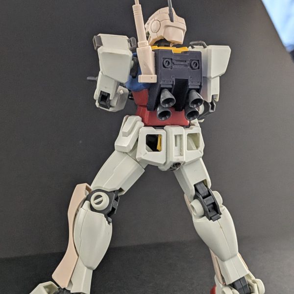 &nbsp;ジム改の製作続き&nbsp;肩のフックつけたり､リアアーマーにバーニア仕込んだ&nbsp;専用のビームガンも作製！「ノーサイドってか？レフェリーは…ここにはいねぇよ！」（3枚目）