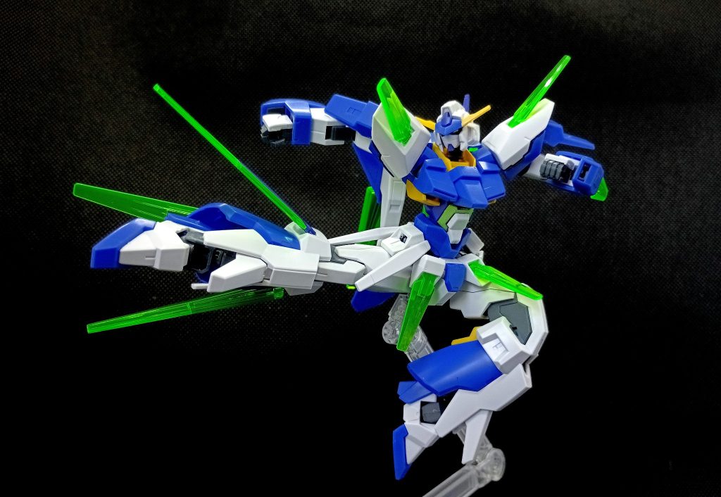 今ガンダムAGEのキットはFXの他にレギルスもいつでも買える枠なので、是非手に取ってみてはいかがでしょうかまぁ僕もレギルス持ってないので、近いうちに手に入れたいですね(ガンプラレビューでどんなキットかは概ね知ってます)