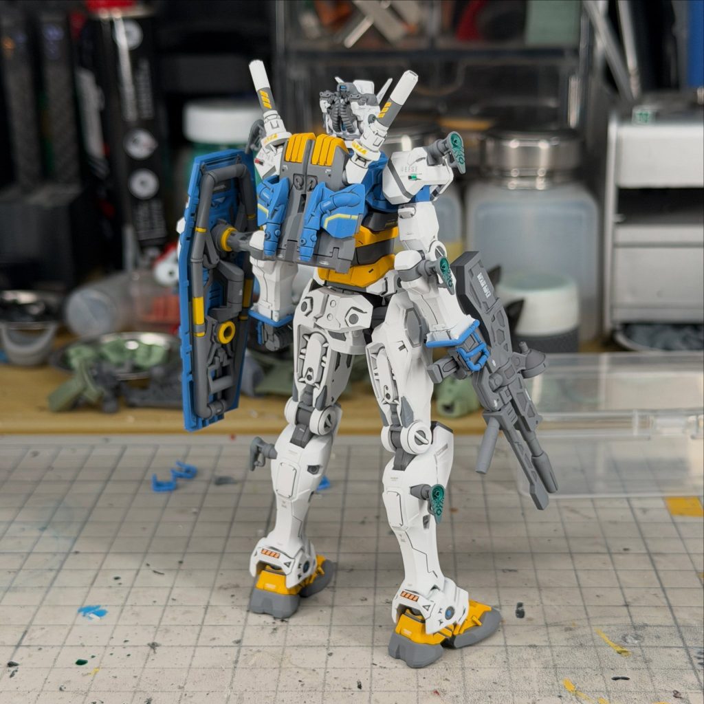 HG gMS-RX-78 Gundam ver.八翼騎士–2枚目/制作者：@PhantomCat