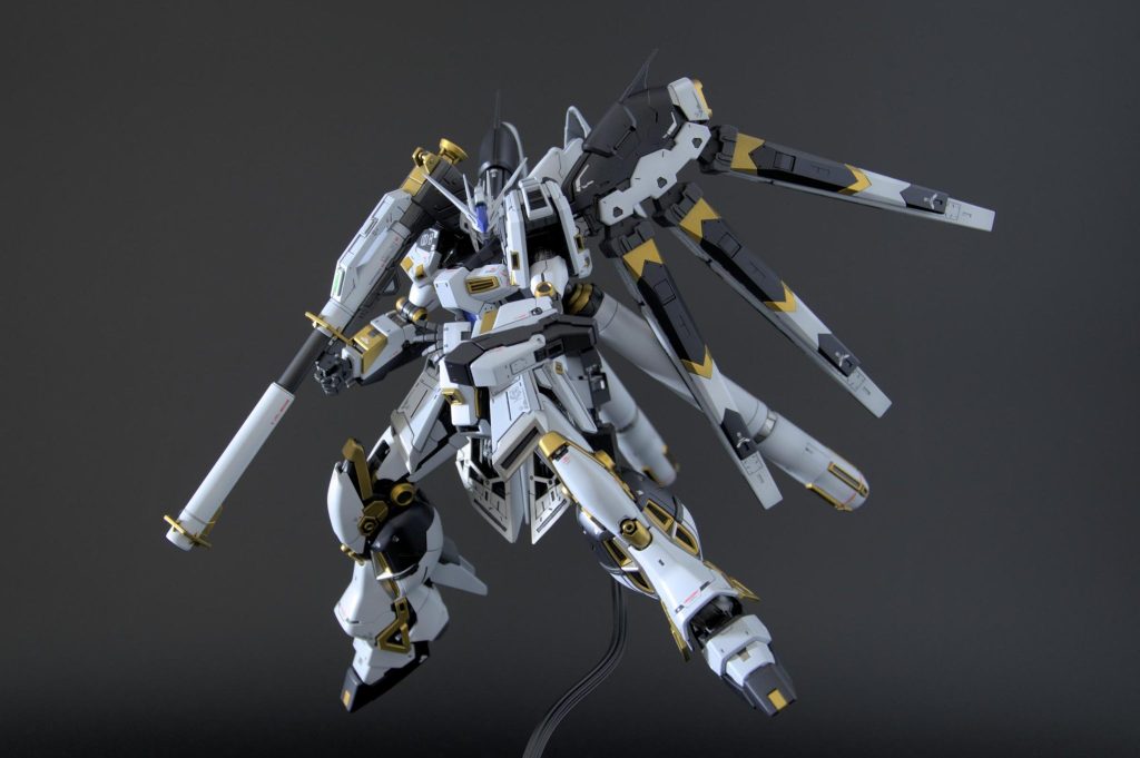 RG Hi-νガンダム–9枚目/制作者：Hase205