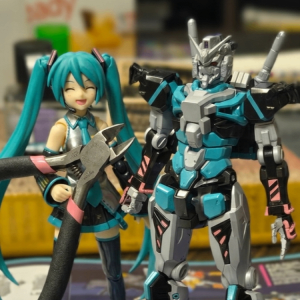 初音ミク仕様　ガンダム