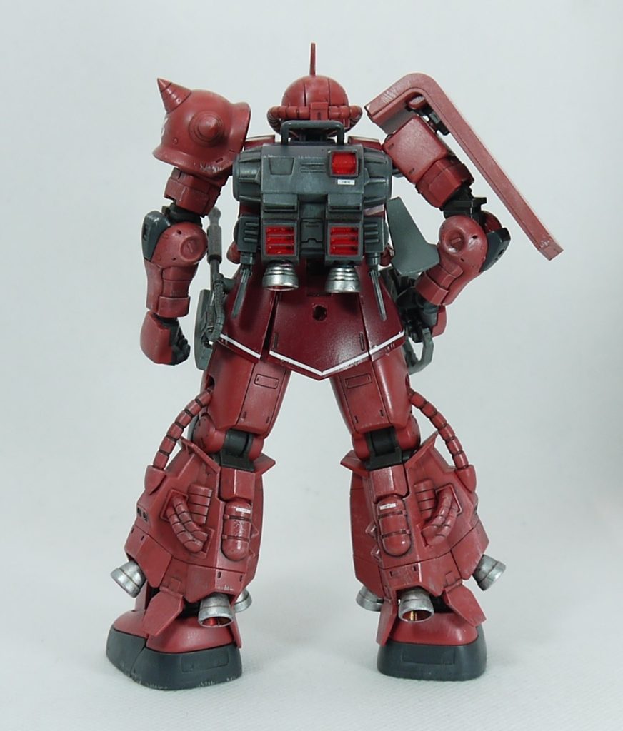 　この際、面相筆だと線が太くなってしまって上手くいかない。そこで以前買った「ストレーキング筆」を使ってみました。