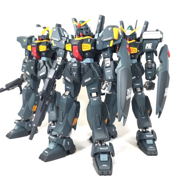 ティターンズ所属　ガンダムマークⅡ （特化タイプ）