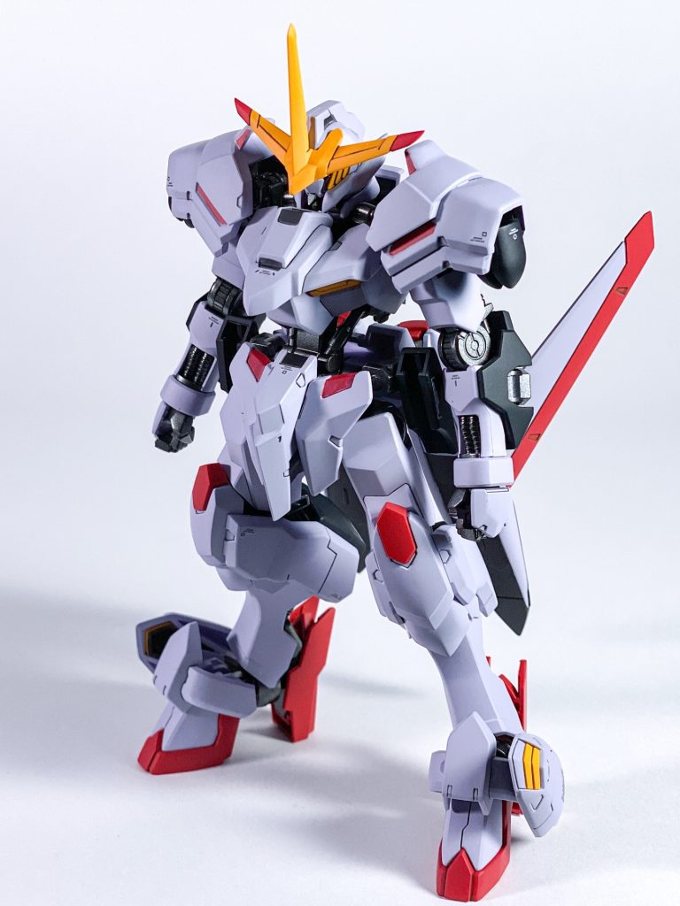 鉄血キットを作るのはかなり久しぶりです。鉄血キットものすごく作りたくなり、端白星をチョイスしました。
