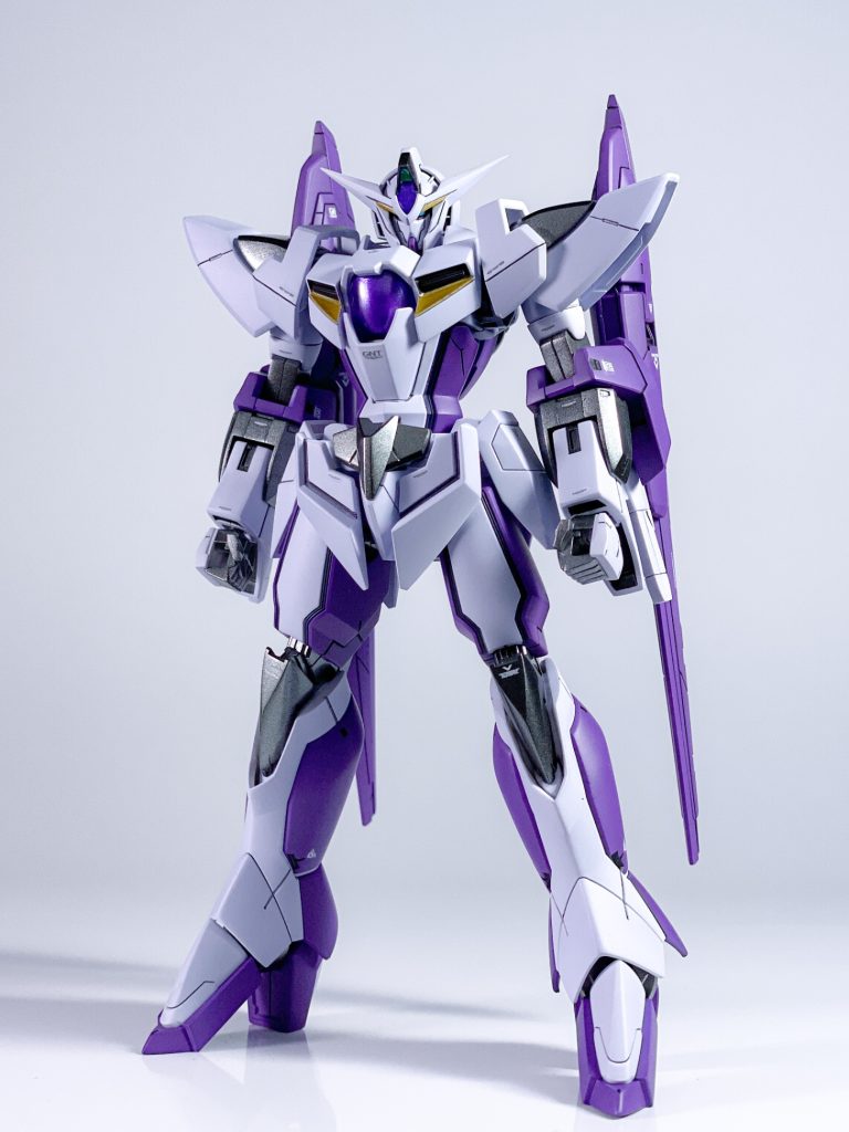 久しぶりのダブルオーキットでございます。ずっと作りたいなぁと思ってたアイズガンダムをやっと制作しました。&nbsp;
