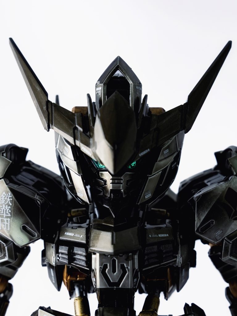 MGSD ガンダムベース限定 ガンダムバルバトス [アイアンブラッドコーティング]–5枚目/制作者：DON-GURI