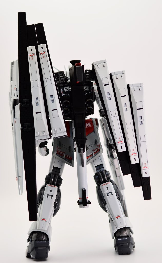 デカールは付属の使用。これ貼るだけでいいから楽なんよねぇーデカールのがいいのは確実なんですが。