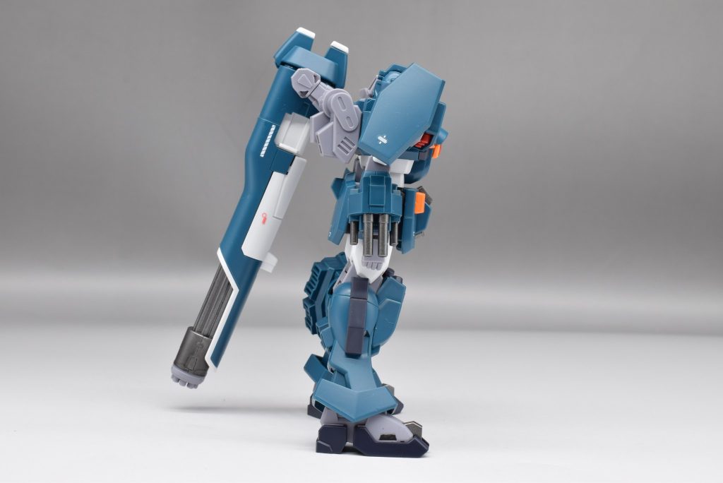 ガンダムレオパルド–3枚目/制作者：アンジェロのプラモデル工房