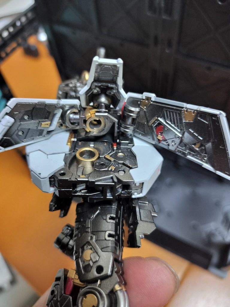 RG νガンダム–5枚目/制作者：んがちゅちゅ