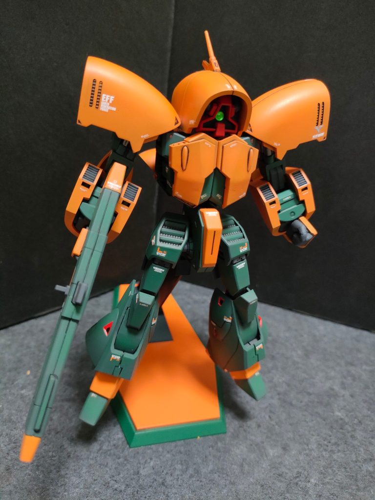 変形は塗装ハゲ怖いんで無しで。次はフルアーマーＺＺか量産型νガンダムなり。宜しくどうぞ。