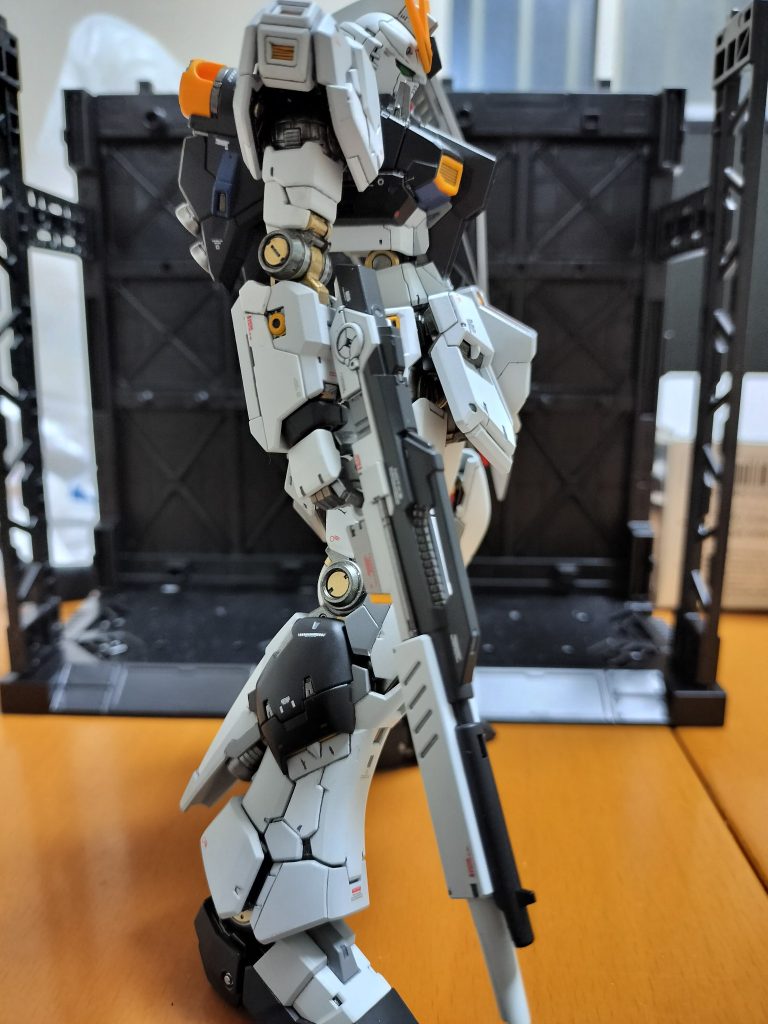 RG νガンダム–4枚目/制作者：んがちゅちゅ