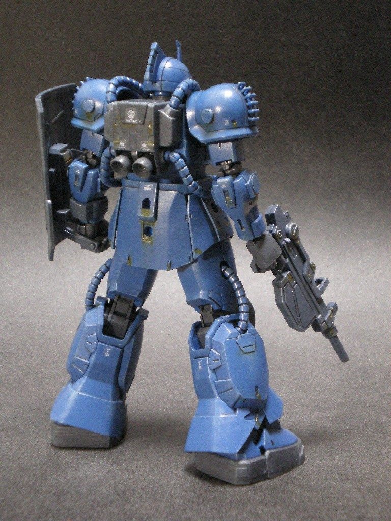 なぜかゲルググ風トサカもある。