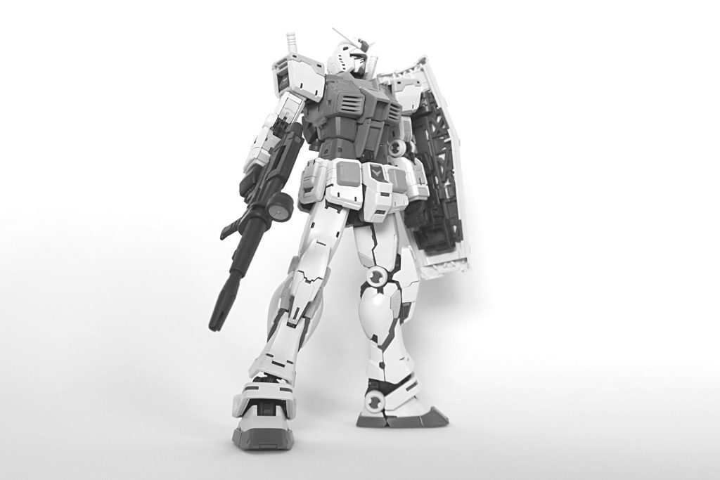 RG ガンダム Ver.2.0で HG ガンダムのイラストを再現してみた–3枚目/制作者：@Ken_BRZ
