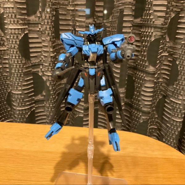 ガンダム　ウィダール