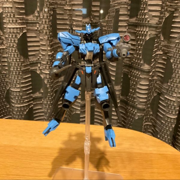 ガンダム　ウィダール