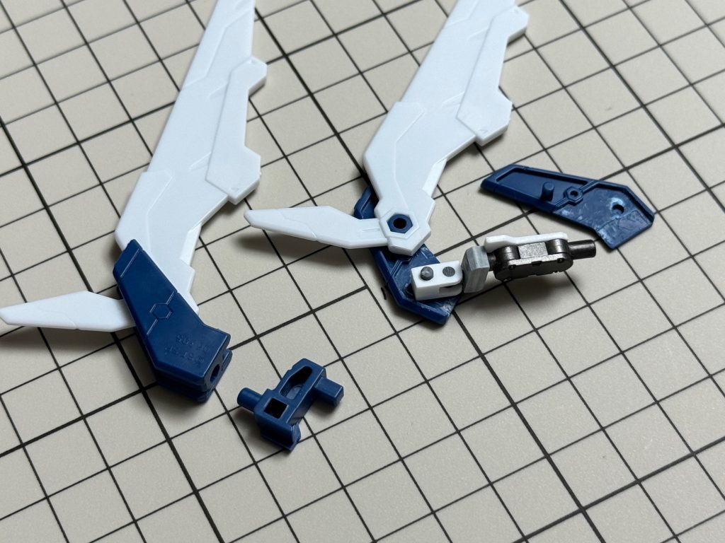 Gフレーム　クスィーガンダム–4枚目/制作者：SSR