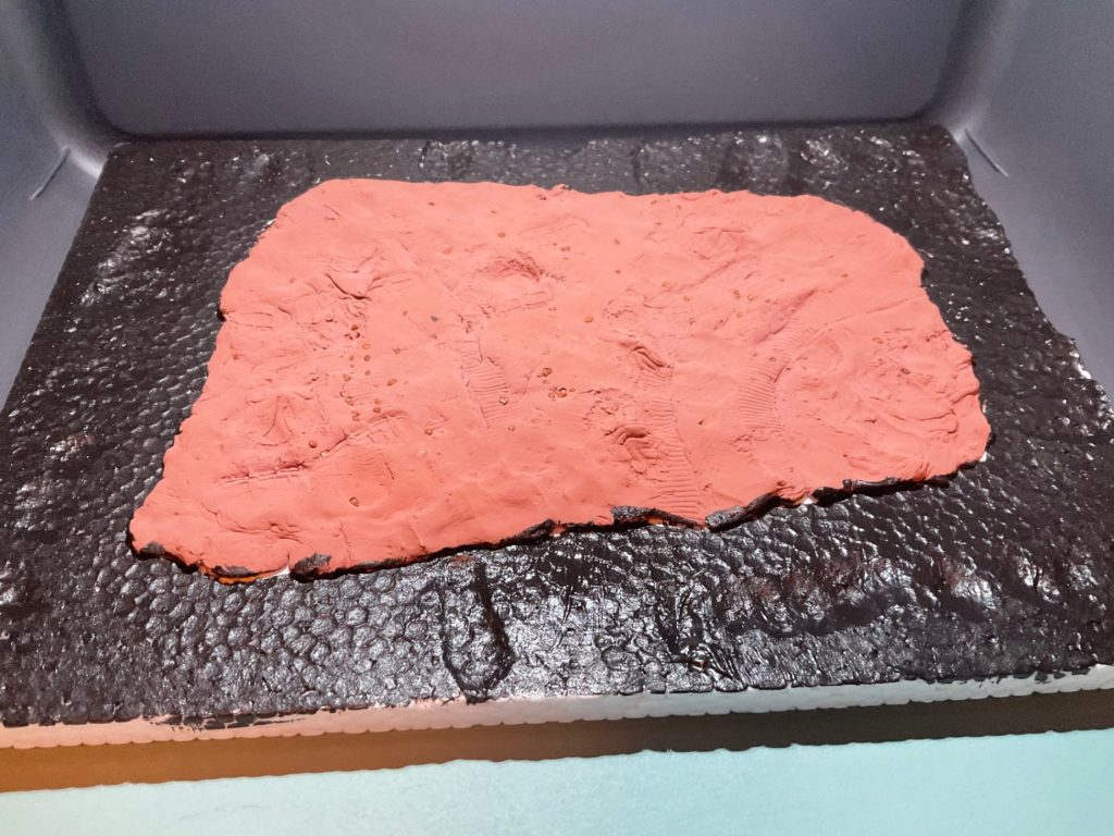 土台はジオラマ粘土で作りました