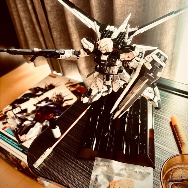 エールストライクガンダム