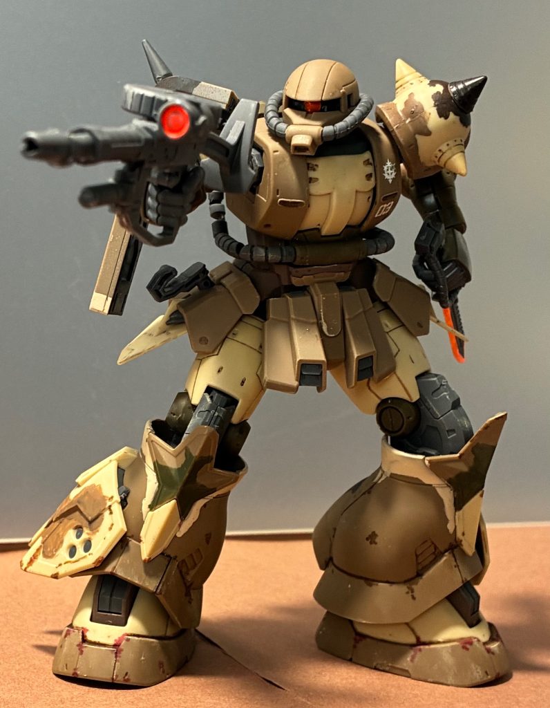 マシンガンを構える！