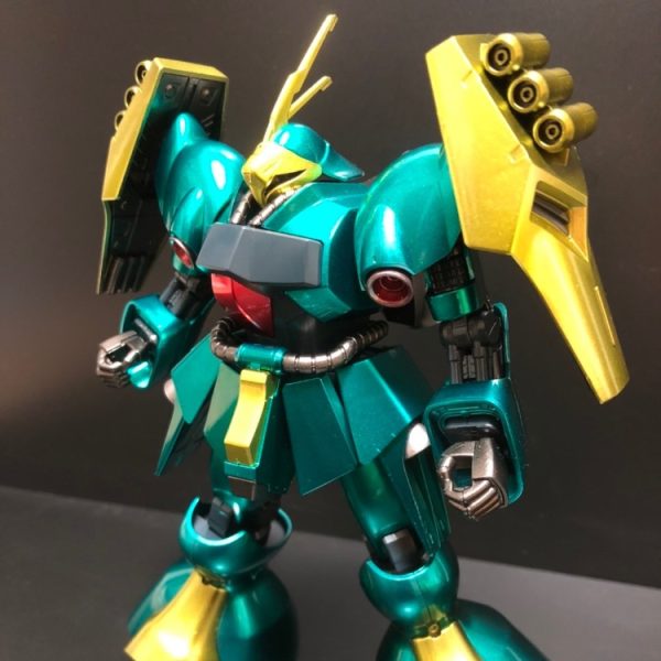 ヤクトドーガ　ギュネイガス機