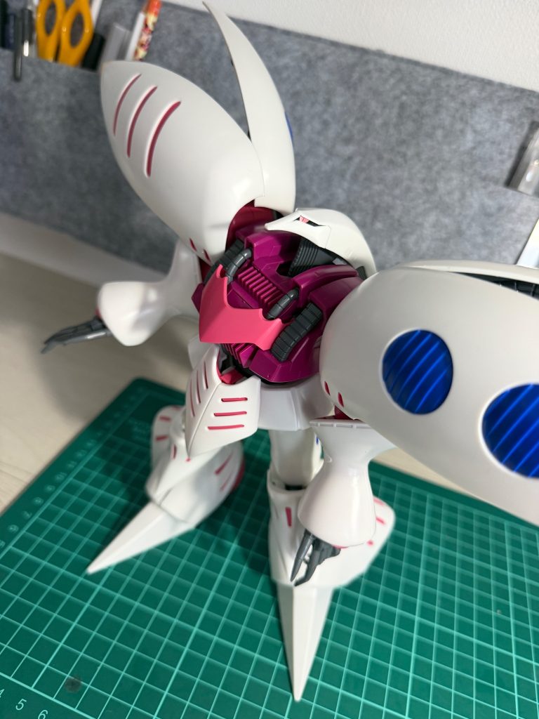 後で筋彫りと墨入れをやろうと思っています、ドライデカールとマーキングシールしか付属してないからなーー、、水転写式で良いのがあれば調べて買って貼ります