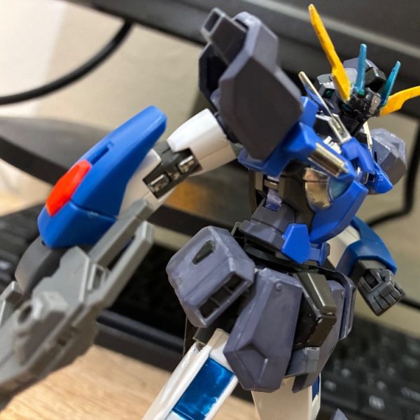 ウプシロンガンダム