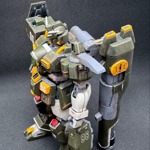 GT-9600 ガンダムレオパルド
