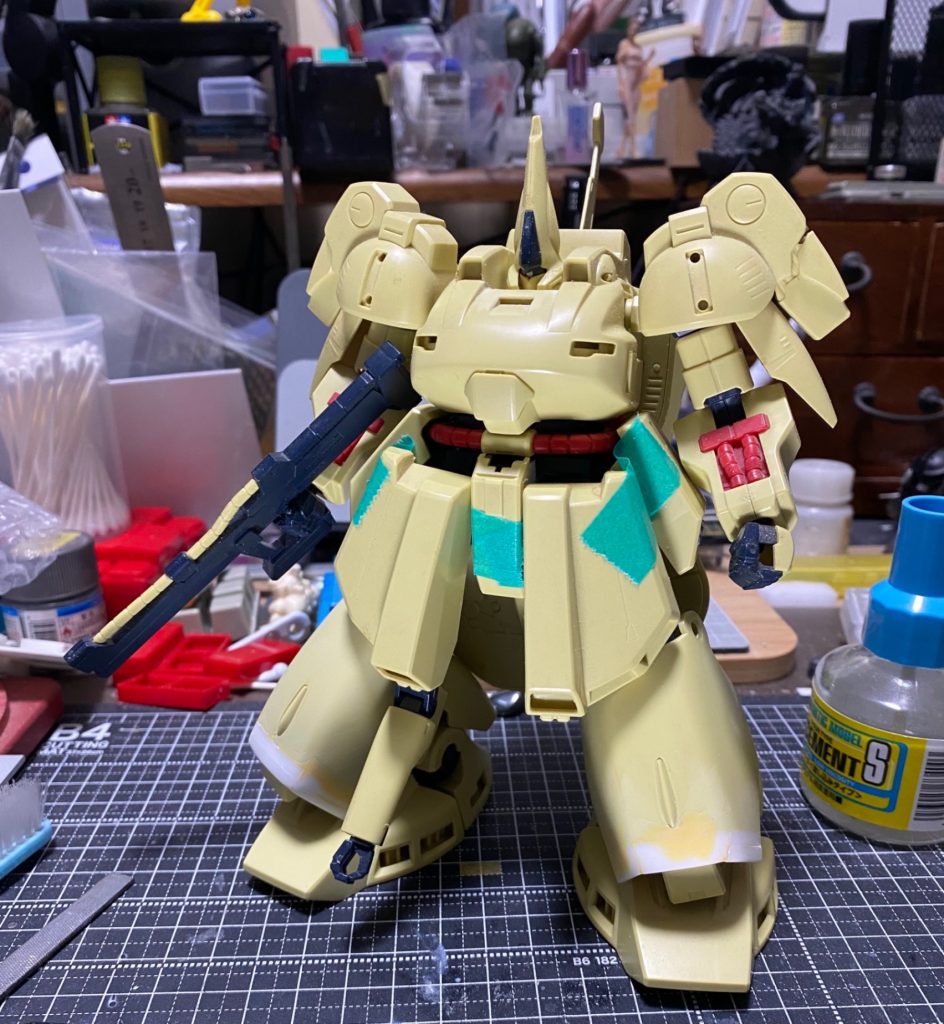 脛アーマーの延長は、こんな感じです。