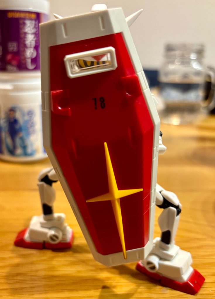 閲覧ありがとうございました😌ｵﾁﾏｼﾀ。。。。。。SD BB戦士ガンダムセリア戦闘フィギュアミキシングしました。少し後悔してます。だって顔と胴体があんまり好みでは。。。。