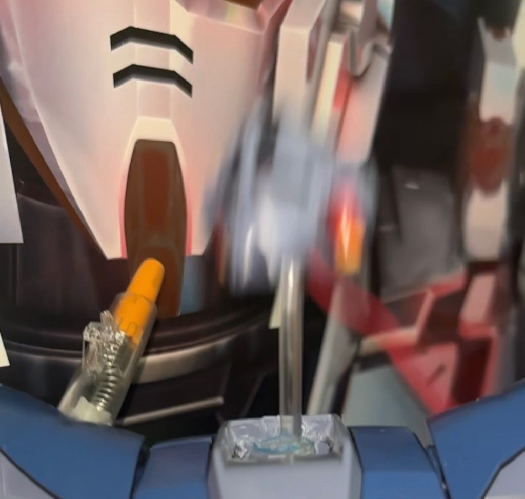 シャア脱出！