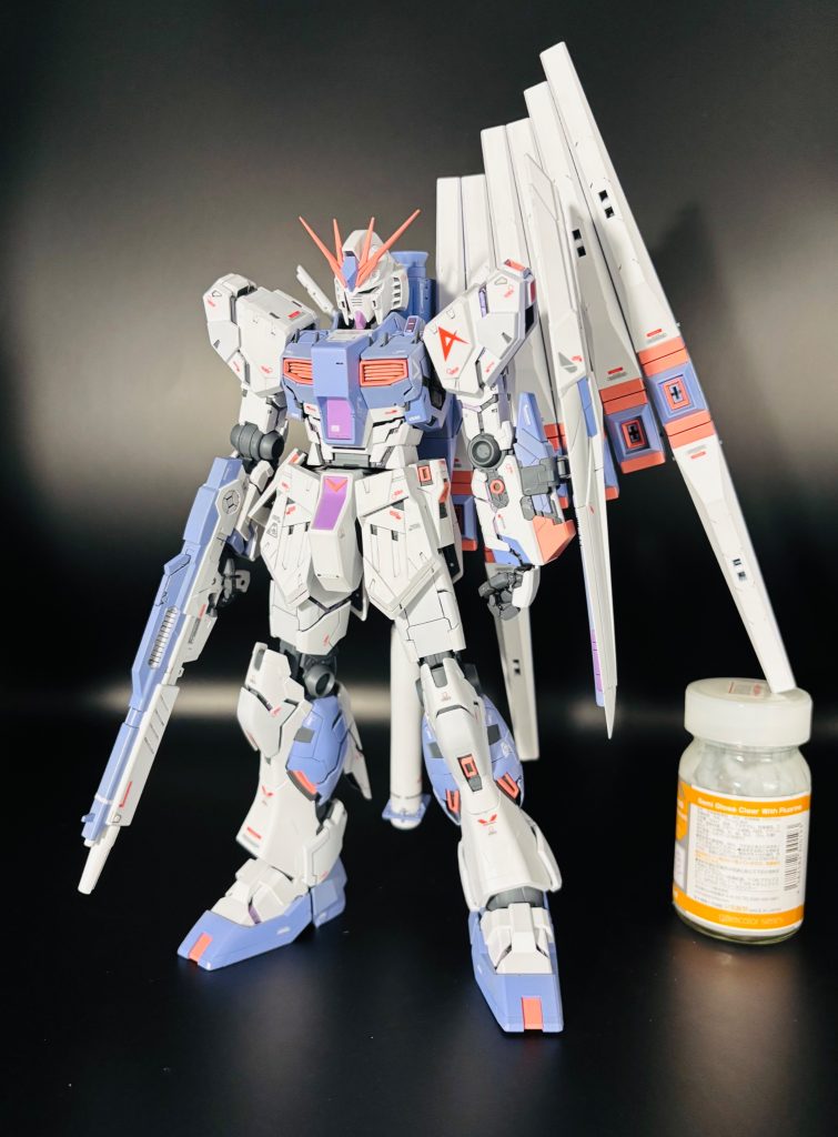 MG νガンダムver.Ka パステルカラー–2枚目/制作者：Asufaru