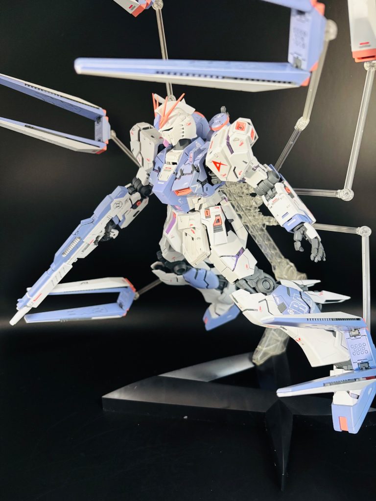 MG νガンダムver.Ka パステルカラー–4枚目/制作者：Asufaru