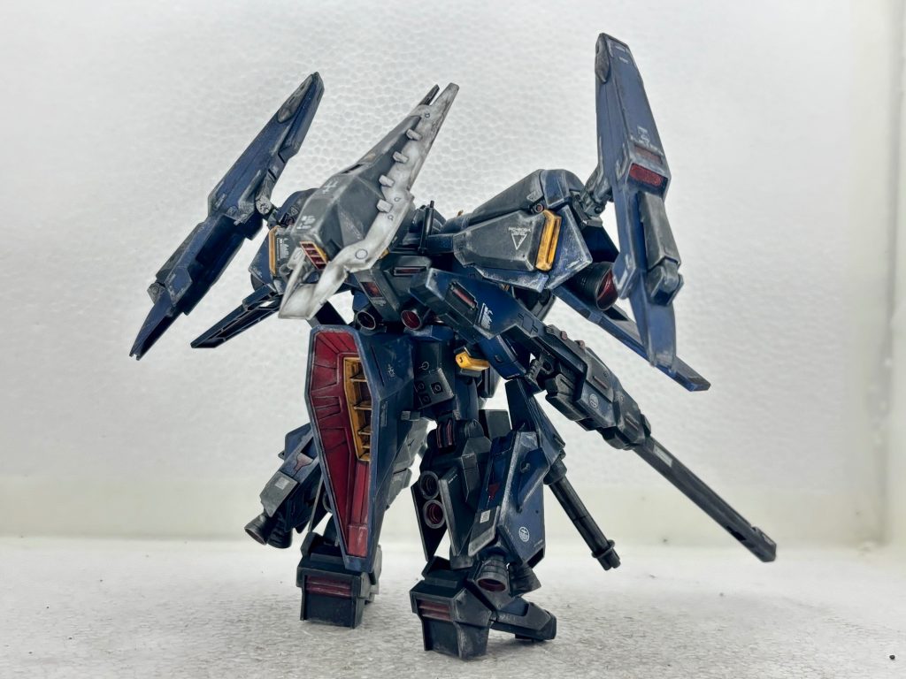 背面