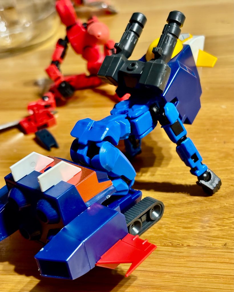 閲覧ありがとうございました😊SD BB戦士Gメカ（超素組み🙏）戦闘フィギュア（セリア製）を使用してガンダム系コスプレーヤー風に仕上げて見ました。😊&nbsp;以上と成ります😌