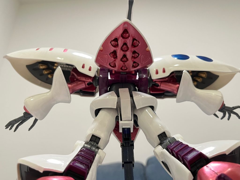 「なに？！」確かにシャアは甘かった。八年前このシーン、心が当たりでしょか、クワトロ大尉？