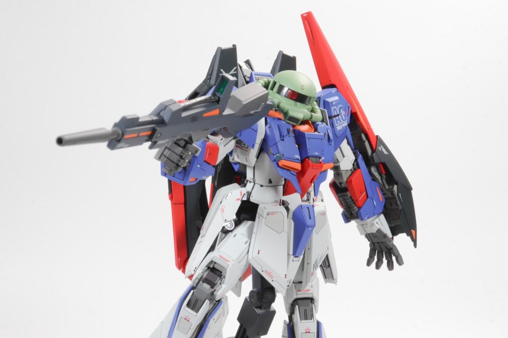 本来は Zザクを製作するために始めましたがいつの間にかこっちがおまけみたいなってしまいました💦ここまでご覧いただきありがとうございました🙇