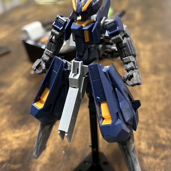 とりあえず今ここまで出来ました。サブアームの可動をどうやって仕込むか考え中…（2枚目）