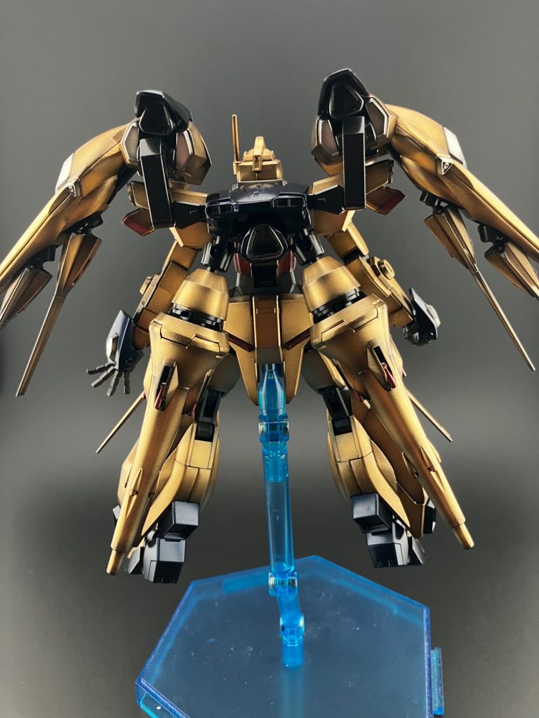 技術の進化に伴い、ドラグーンシステムを小型化に成功。しかしサブの小型ドラグーンが2機減るというマイナス要素もあった。