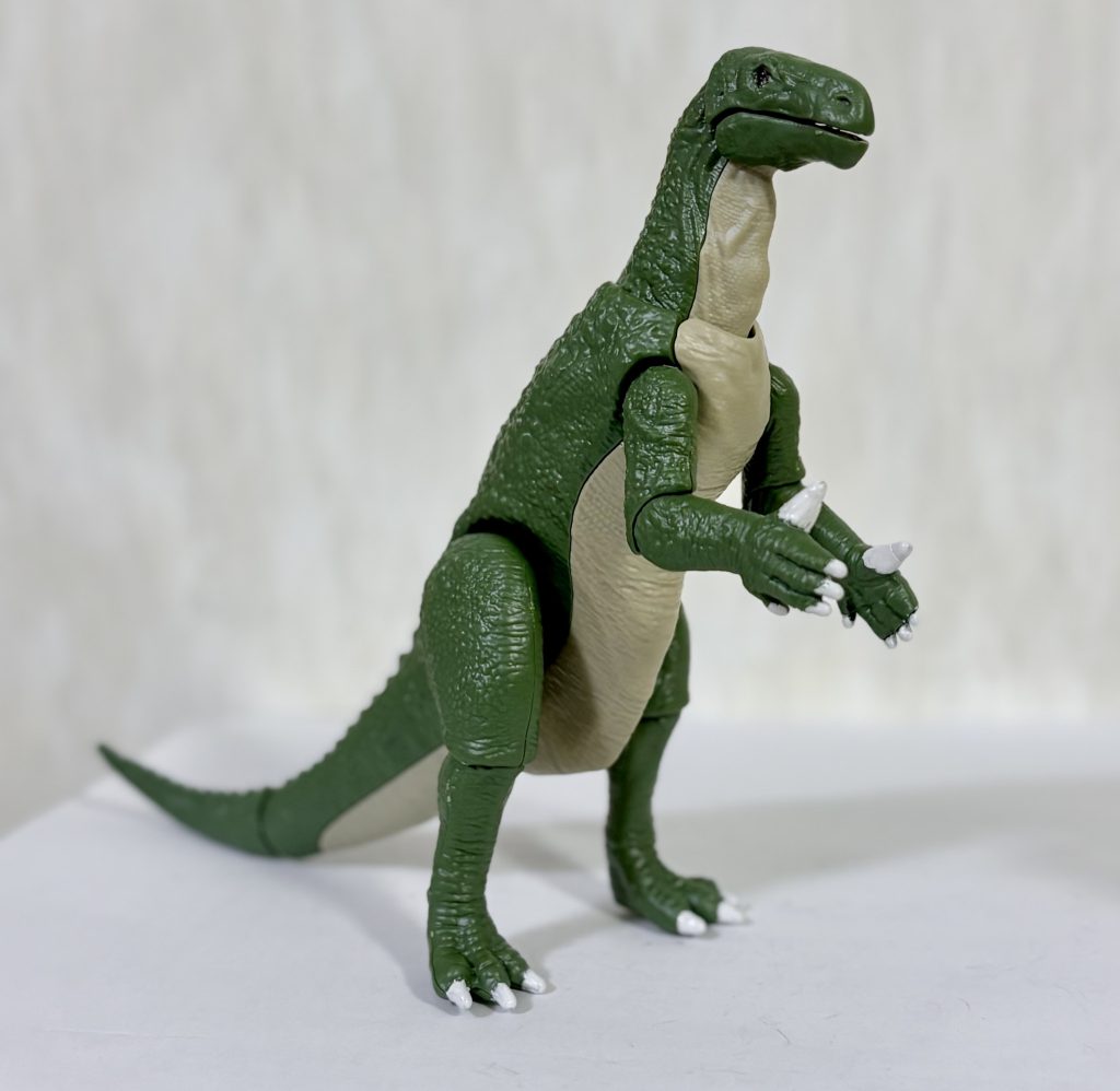 作品名：昔のイグアノドンのプラモ。<p>この前作ったプラノサウルスシリーズで昔のゴジラ体型のイグアノドンのプラモが新発売で出たのでそれを組み立ていた。スナップフィットなので組み立てと塗装だけで1時間かからずに組み立てられた(gundam-kao6) 昔のイグア [&hellip;]</p>
