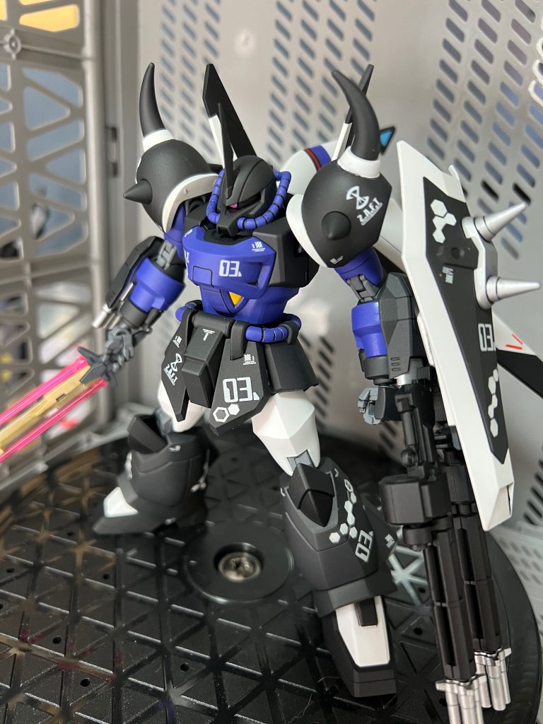 グフイグナイテッド  ヒルダ.ハーケン大尉搭乗機–4枚目/制作者：真樹京介
