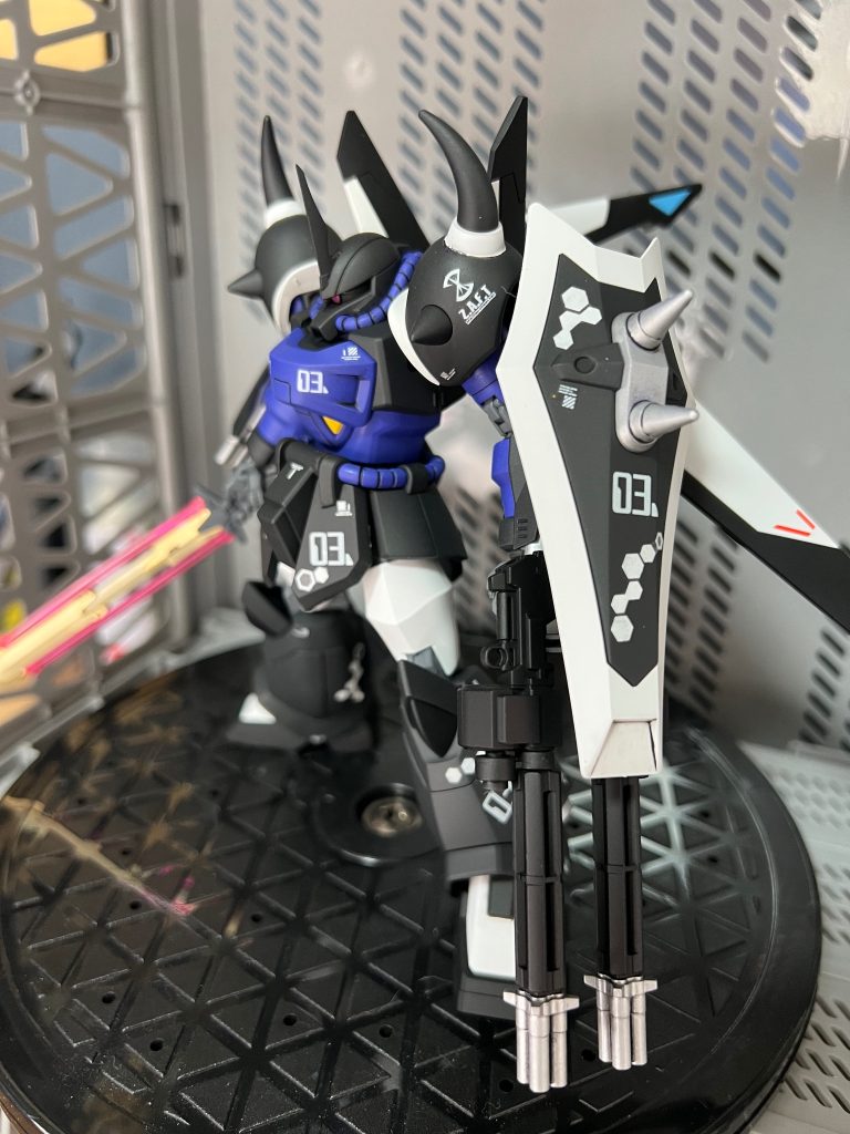 グフイグナイテッド  ヒルダ.ハーケン大尉搭乗機–6枚目/制作者：真樹京介