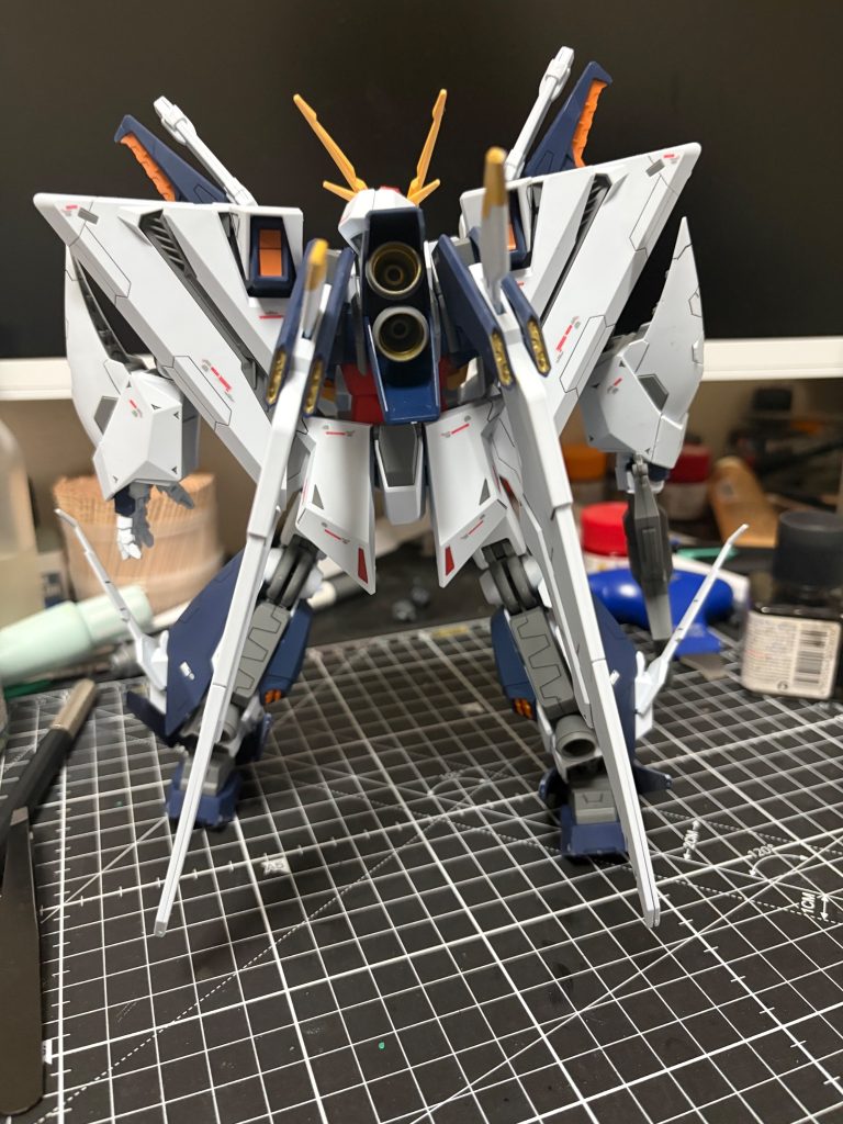 クスィーガンダム–3枚目/制作者：BERLIOZ