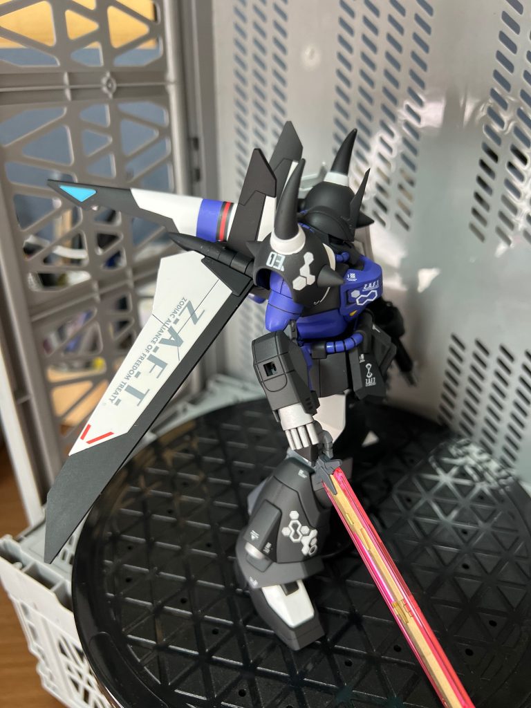 グフイグナイテッド  ヒルダ.ハーケン大尉搭乗機–7枚目/制作者：真樹京介