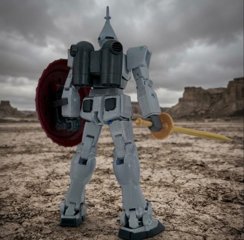 カラーリングはロービジ仕様のG3ガンダムと同じグレーで塗装した。