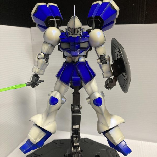 ほぼほぼ、塗装完成✨ビームライフルは思考中ハンドパーツ塗装中😅後はデカールかぁ・・・デカール買い足さないとなぁ（6枚目）