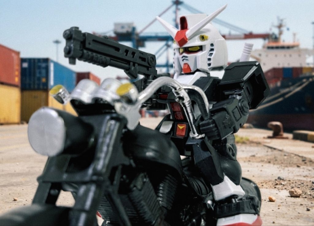 作品名：今日はバイクの日。<p>今日はバイクの日🏍️なので過去作をつぶやきに再掲。 ハーレーは百均のものをつや消しブラックで再塗装。少しでもあぶない刑事のタカっぽく見えれば幸いである(gundam-kao6)</p>
