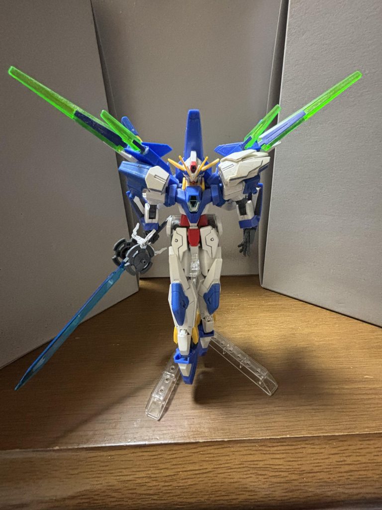 作品名：AGE-3と勇者っぽい剣<p>まぁ、正確に言えばAGE-X（クロス）っていうオリ機ですが。 AGE-3てめっちゃくちゃスパロボっぽいのに、砲撃機なんすよね。ビームサーベルあると言え。 とりあえず30Mででっちあげてみまし。 ライフワーク的にいじってる [&hellip;]</p>
