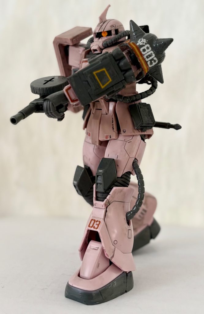 オリジンザクの規格を使用しているので、無改造でグリグリ動かせる(gundam-kao6)