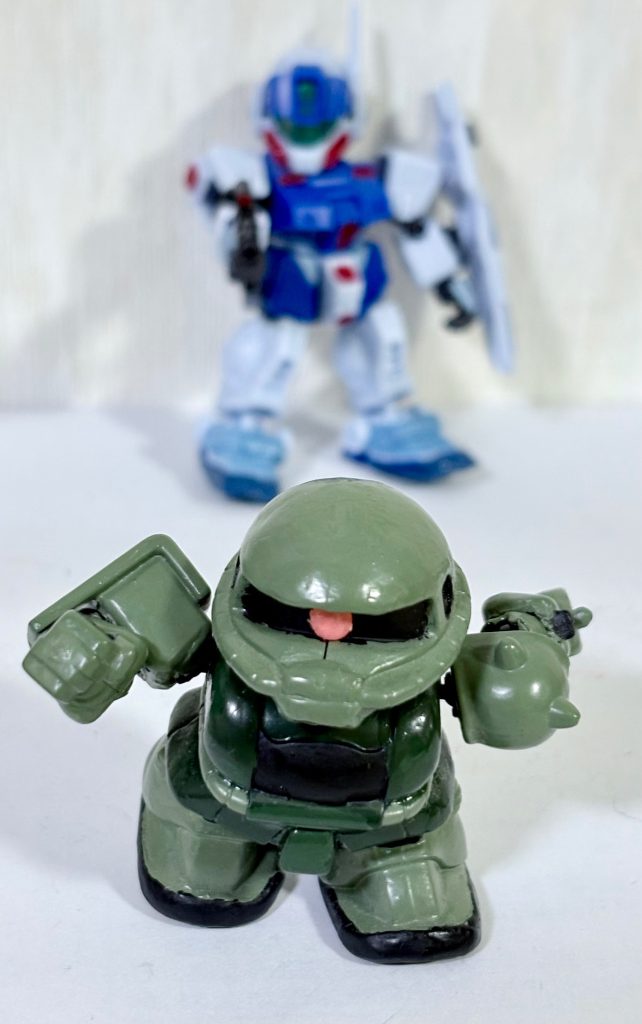 可動化するのでモビリティジョイントと絡めて遊ぶと楽しい(gundam-kao3)