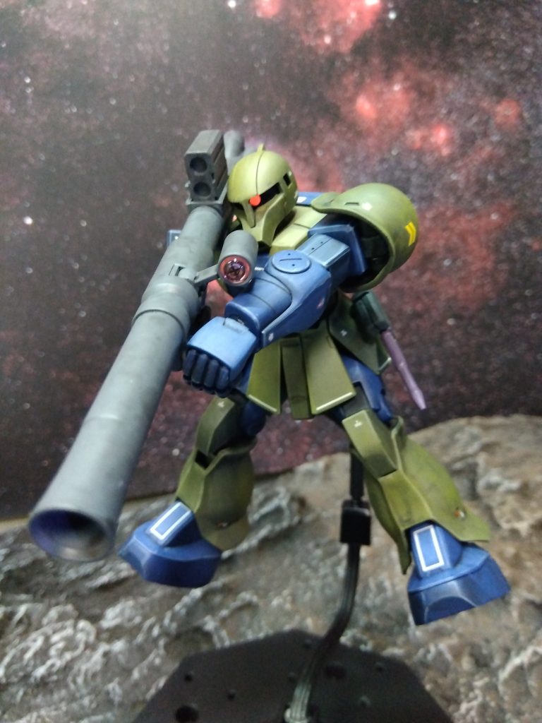 ORIGINザクのバズーカを装備